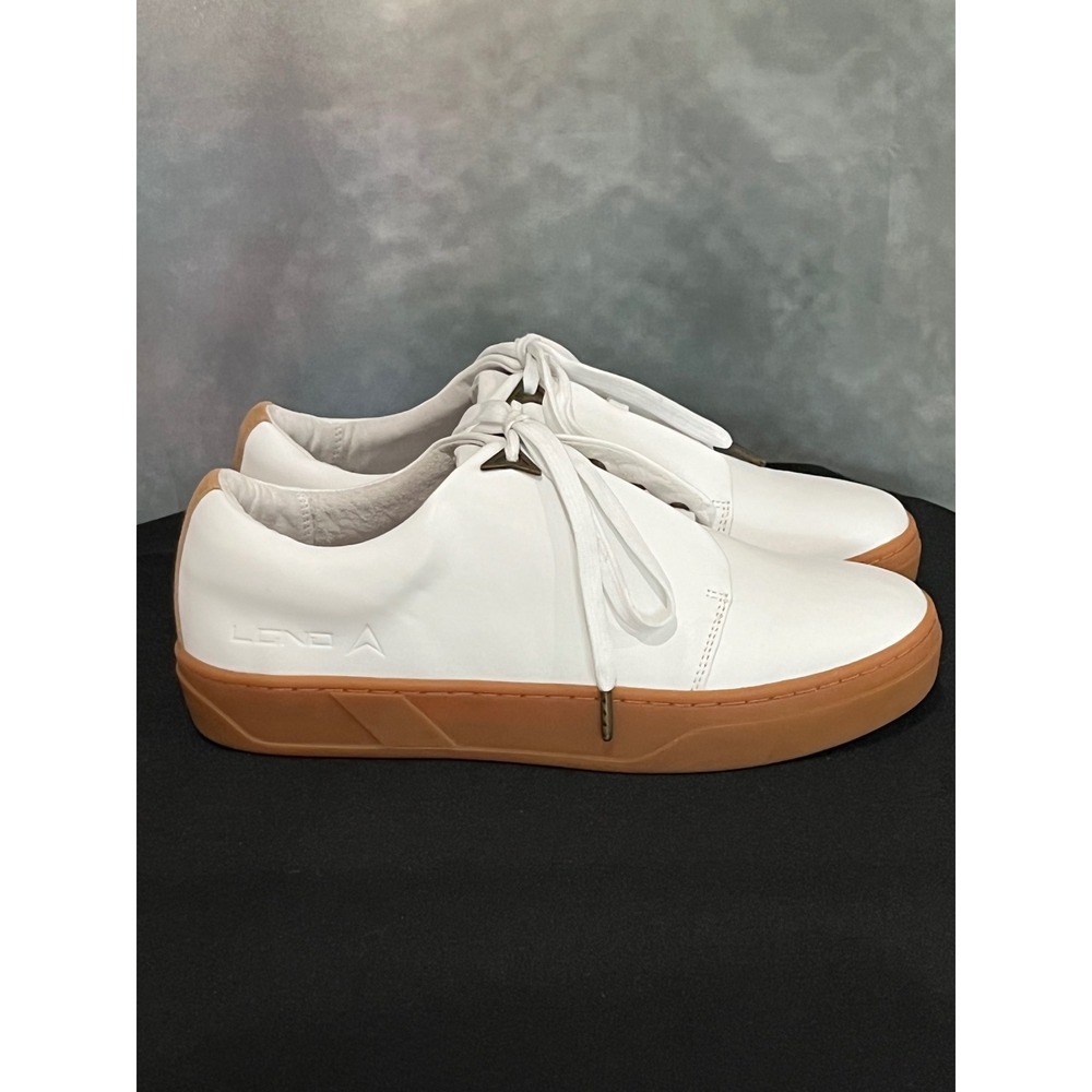 LGND Womens White Leather Low Top Sneakers Gum Sole‎ Size 8.5